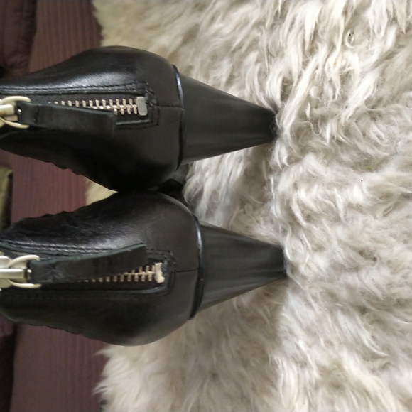 Nine West leather heels - Picture 6 of 6